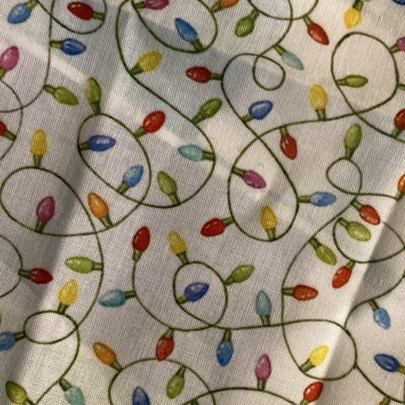 Handmade Holiday Winter Scrunchie (1) - Picture 3 of 6